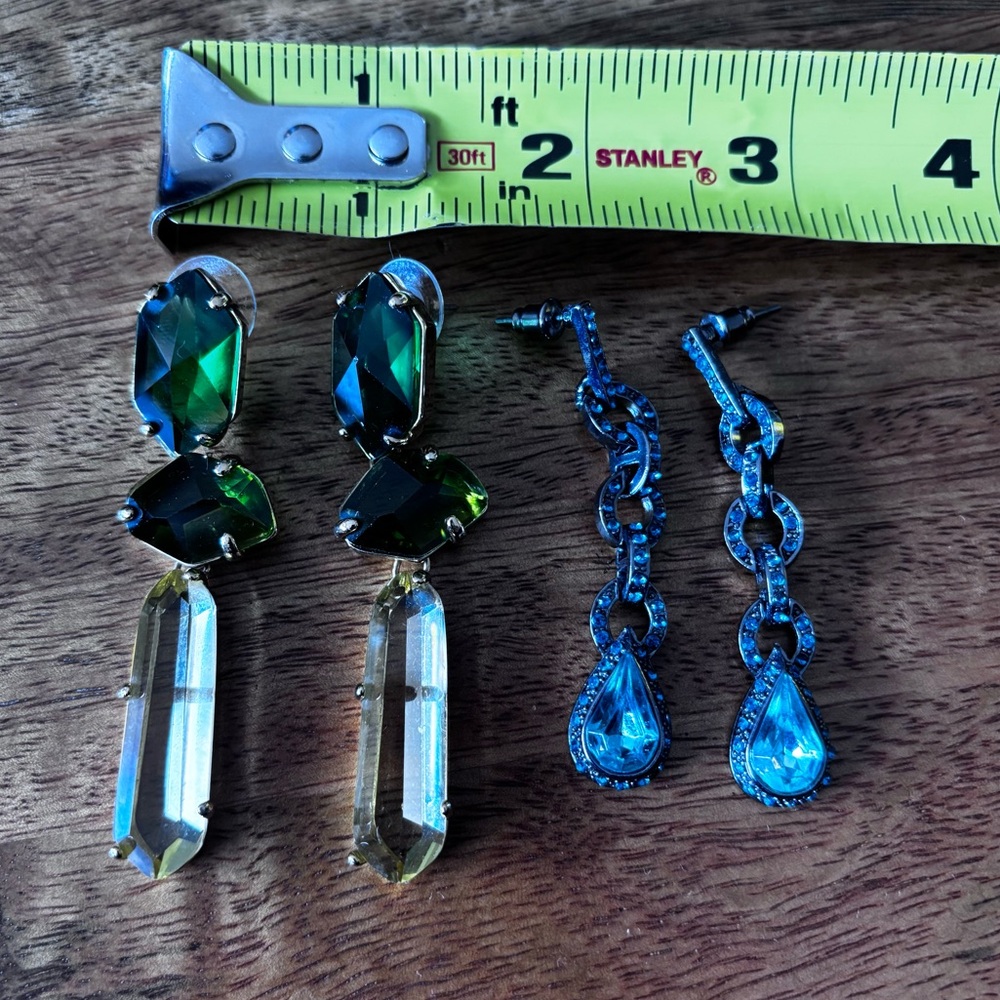2 Pair of Elegant Drop Earrings - Picture 6 of 11